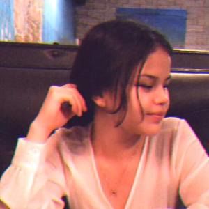 Meet your Posher, Justine